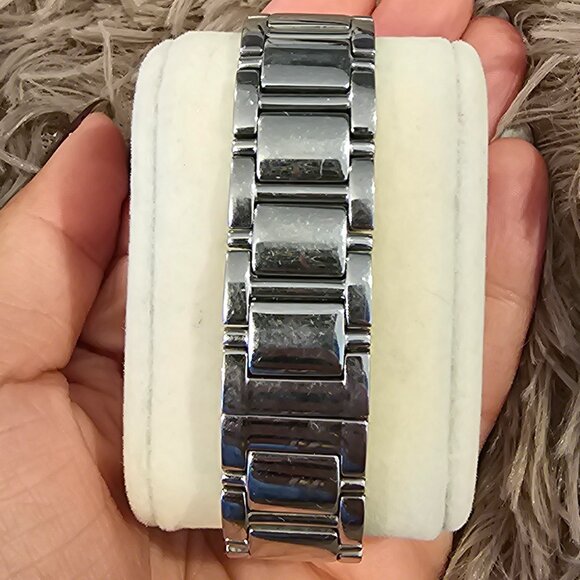 Kate Spade Silver watch - Picture 2 of 3